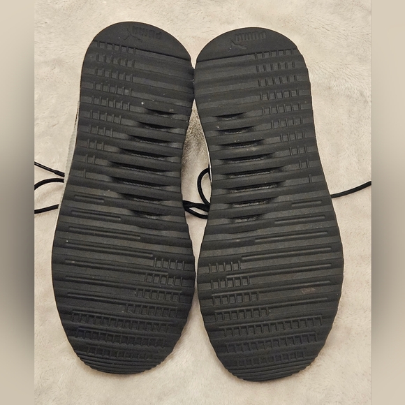 Puma Womens slip-on lace sneakers 👟 - Picture 6 of 6